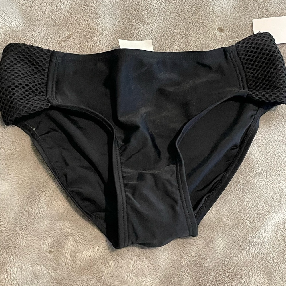 O’Neil swim bottom